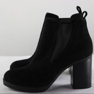🌸Black booties🌸